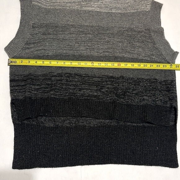 BCBGMAXAZARIA Turtleneck Wool Cashmere Sweater - Picture 8 of 10